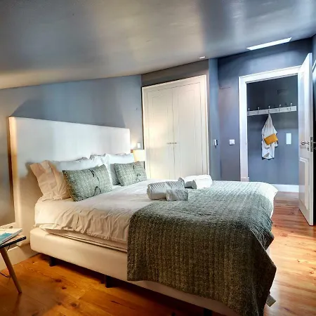 Canaan Boutique Fanqueiros 114 By Get Your